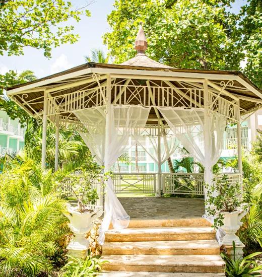 VH Hotels & Resorts VH Hotels & Resorts