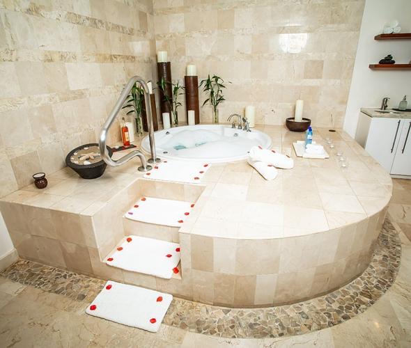 VH Hotels & Resorts VH Hotels & Resorts