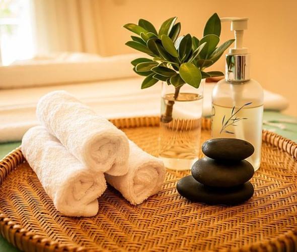 VH Hotels & Resorts VH Hotels & Resorts